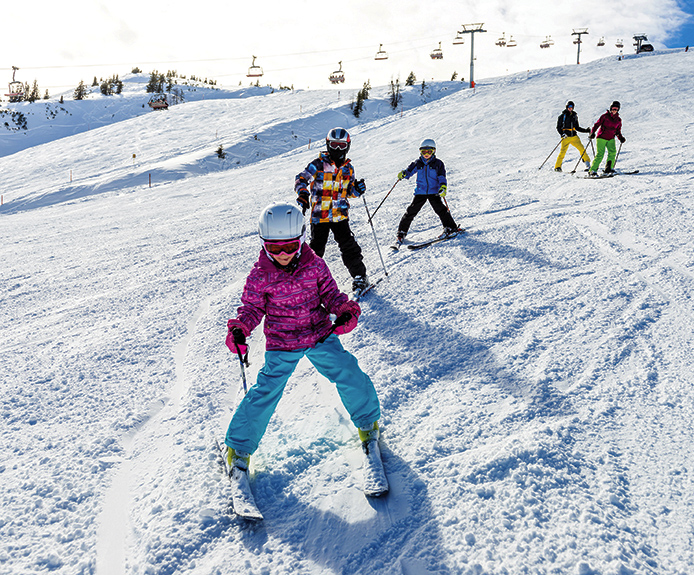 Children skiing in Niederau